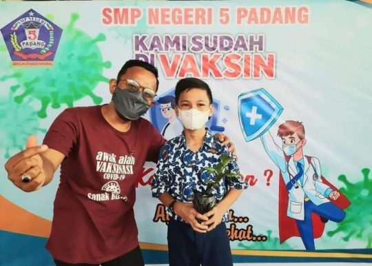 Apresiasi Hadiah Bibit Buah Bisa Jadi Contoh untuk Genjot Vaksinasi Pelajar