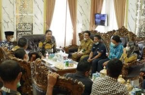 Bupati Khairunas Silaturahmi Ajak Insan Pers Turut Bangun Solok Selatan Bersama