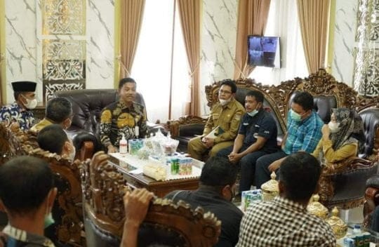 Bupati Khairunas Silaturahmi Ajak Insan Pers Turut Bangun Solok Selatan Bersama