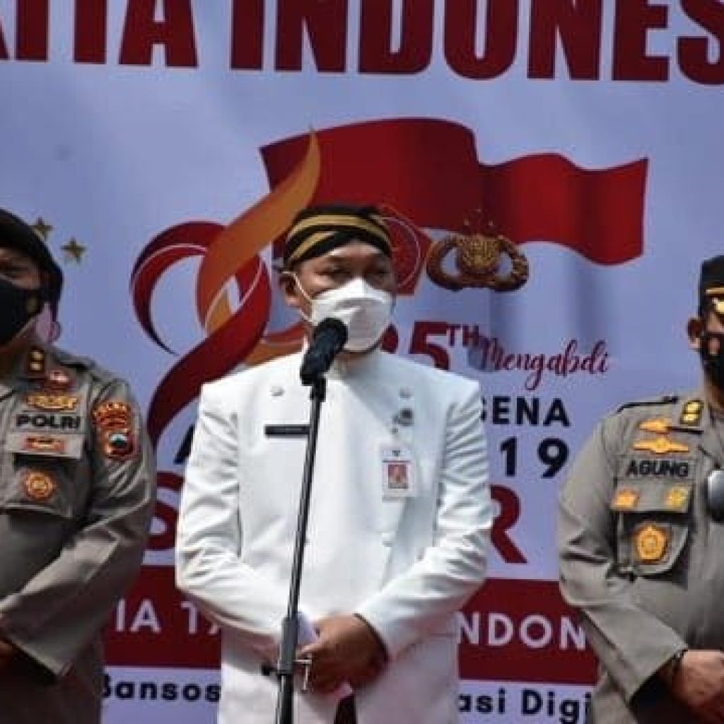 Pembagian Ribuan Bansos, Vaksinasi Massal dan Pelatihan UMKM Warnai Puncak Peringatan 25 Tahun Mengabdi Akabri 96