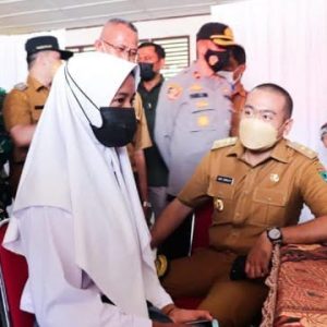 Wagub Audy Puji Percepatan Capaian Vaksinasi di Sijunjung