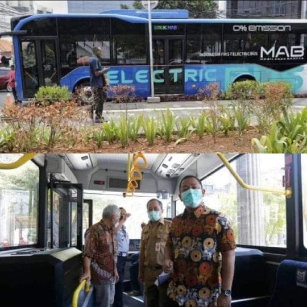 Wali Kota Semarang Hendrar Prihadi Uji Coba Bus Listrik Produksi Indonesia