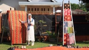Di Galeri Batik Gelitik – Ketua TP Kota Lubuklinggau Terima Kunjungan Siswa SDIT Abdurrahman