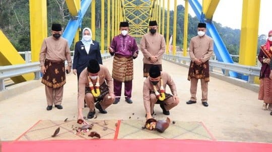 Gubernur Sumsel Resmikan Jembatan Ulak Lebar