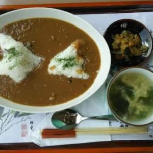 Semangkuk kari sederhana kini menjadi sumber pertikaian baru antara Jepang dan dua negara di Semenanjung Korea