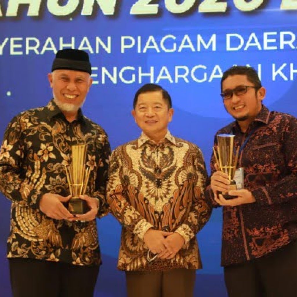 Alhamdulillah Padang Raih Penghargaan Terbaik II Bidang Perencanaan Pembangunan Kota di Indonesia