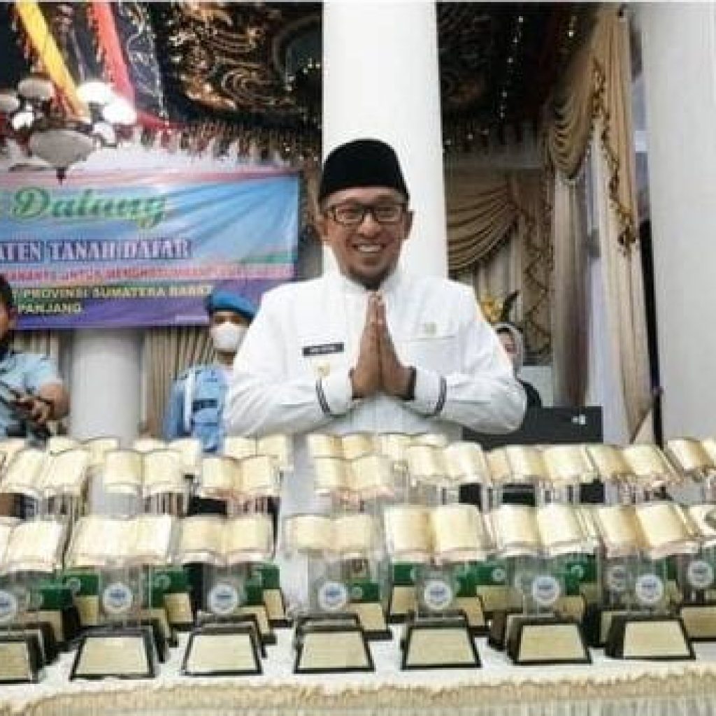 Pemkab Tanah Datar Sambut dan Langsung Beri Reward Kepada Khafilah MTQ Nasional 39 Sumbar