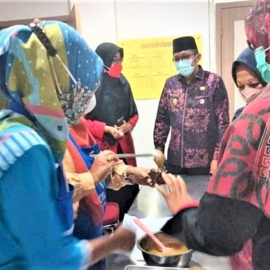 Tingkatkan Kapasitas Pelaku Usaha, Dinas Koperasi dan UMKM Gelar Pelatihan Kuliner