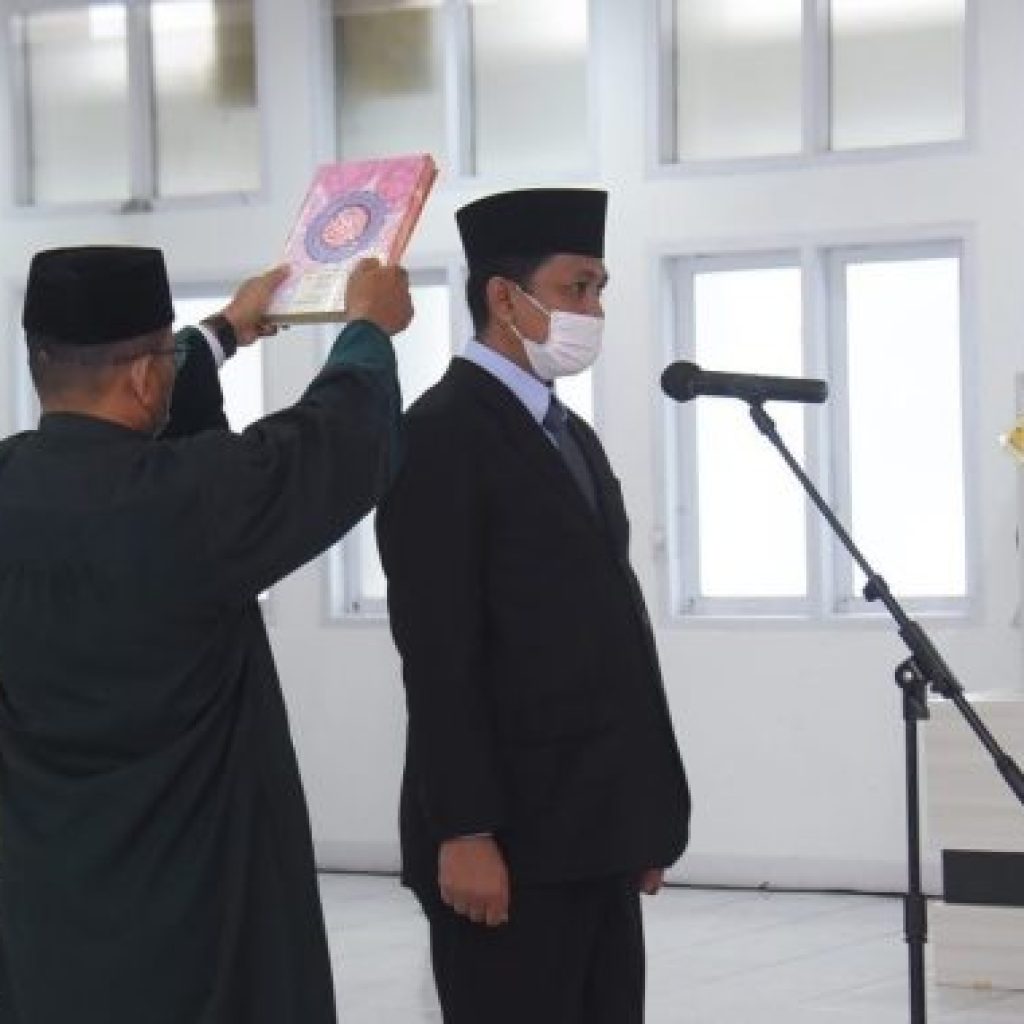 di Padang Panjang, Javie Carter Dilantik Sebagai Ketua Disperdakop UKM