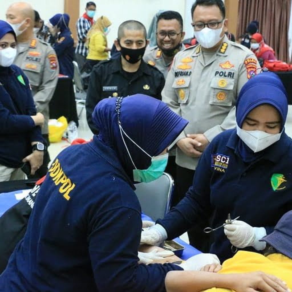 97 Anak Ikuti Khitanan Massal di Gedung Rangkayo Basa