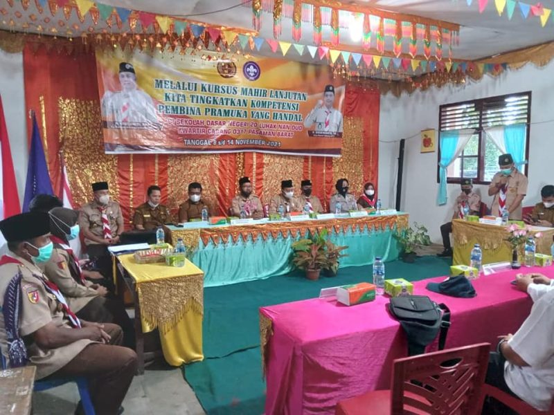 Buka KML di SDN 20 Luhak Nan Duo, Wabup Risnawanto Minta Anggota Pramuka Tingkatkan Kemampuan