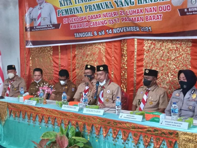 Buka KML di SDN 20 Luhak Nan Duo, Wabup Risnawanto Minta Anggota Pramuka Tingkatkan Kemampuan