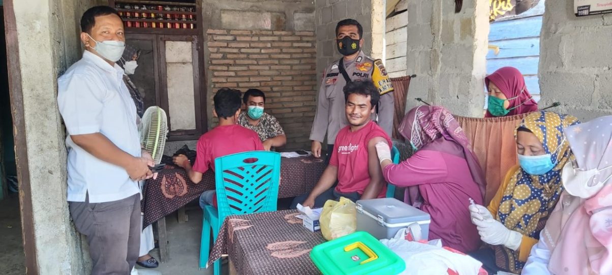 Door to Door System Untuk Akselerasi Vaksin di Wilayah Polres Pasaman Barat