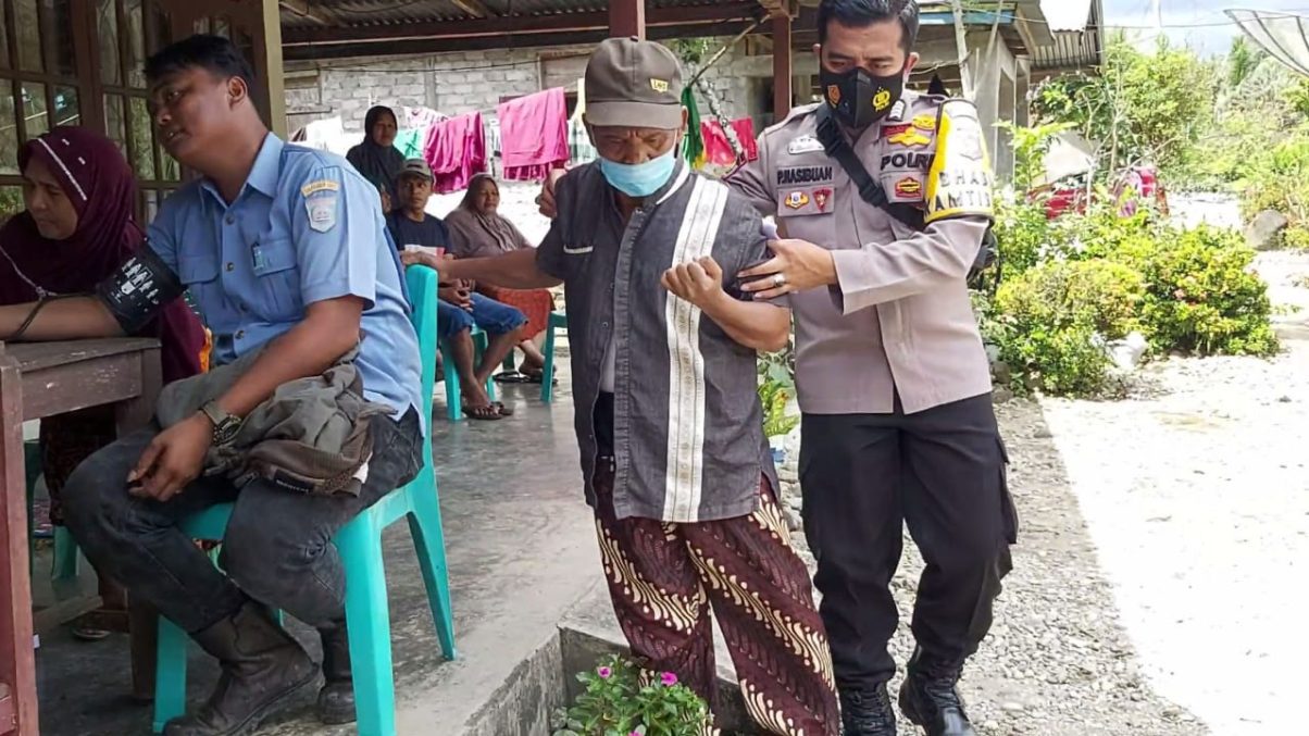 Door to Door System Untuk Akselerasi Vaksin di Wilayah Polres Pasaman Barat
