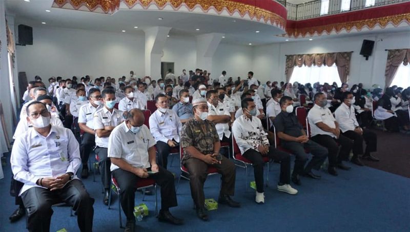 Hendra Putra Jabat Sekda Pasbar - Hamsuardi  Jalani Tugas Dengan Baik dan Konsisten