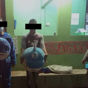 Dianggap Meresahkan, Badut di Lampu Merah Kota Padang ditertibkan Petugas