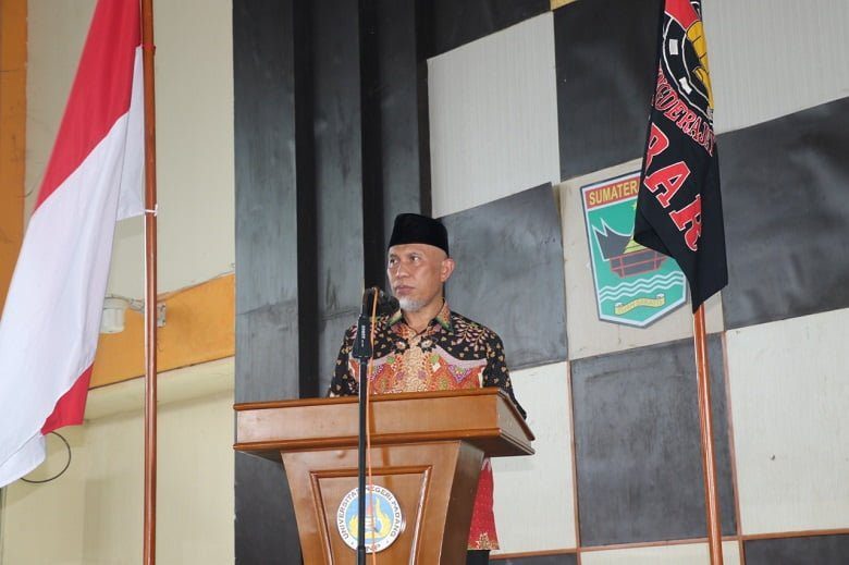 Giatkan Kompetisi, Gubernur Sumbar Apresiasi Latihan Gabungan Tarung Drajat dan HUT Kodrat Sumbar ke-29 Giatkan Kompetisi, Gubernur Sumbar Apresiasi Latihan Gabungan Tarung Drajat dan HUT Kodrat Sumbar ke-29