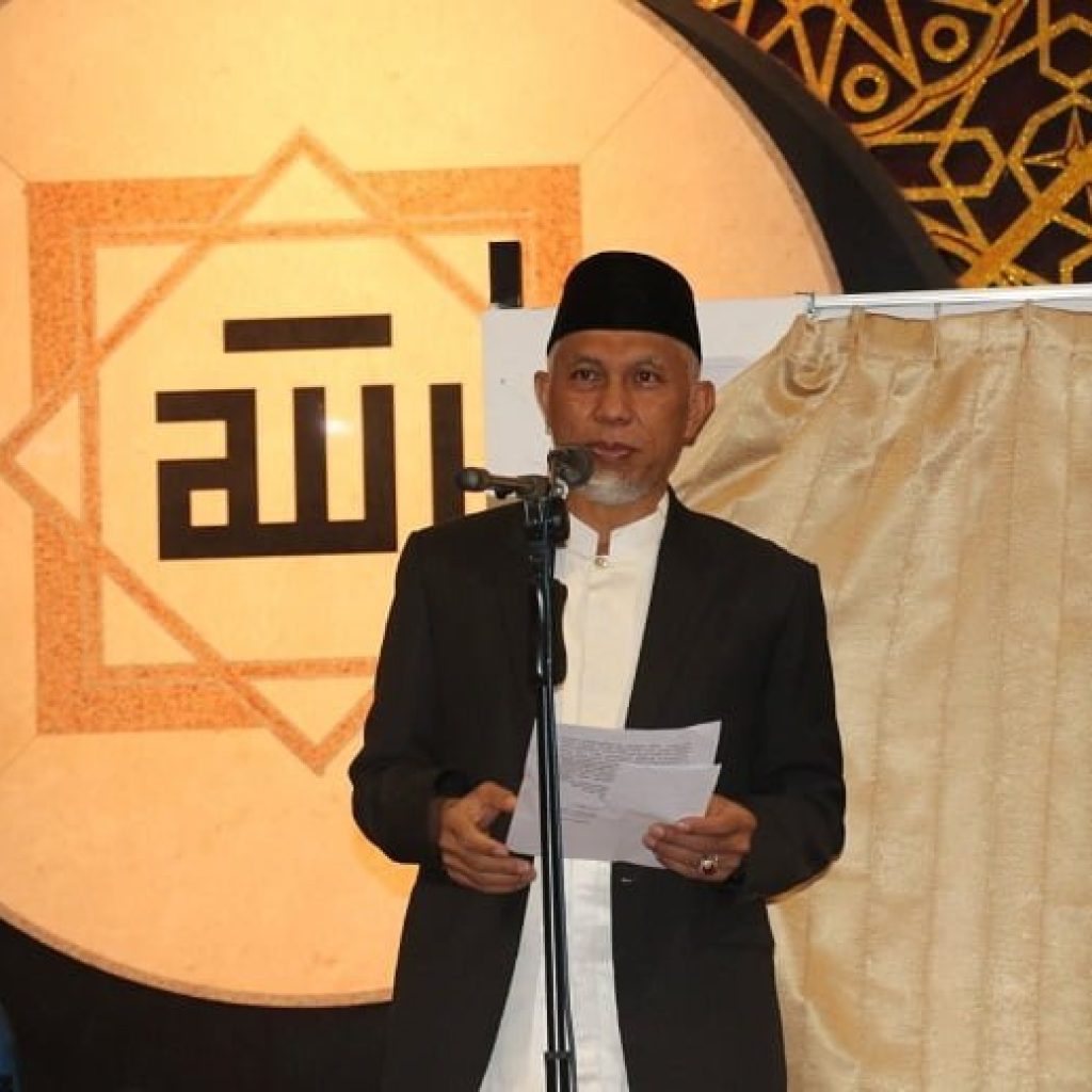 Gubernur Mahyeldi Instruksikan Optimalisasi Fasilitas dan Layanan Masjid Raya Sumbar