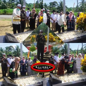 Jelang HUT ke-18, Pemkab Pasbar Lakukan Ziarah ke Makam Tokoh Besar Pasbar