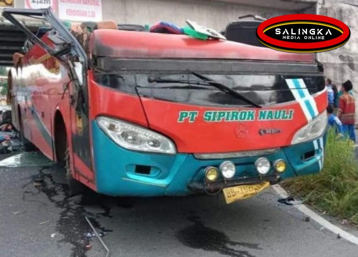Bus PT.Sipirok Nauli Kecelakaan Hingga Hancur Separo