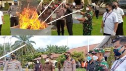 Pemusnahan Barang Bukti Ganja Kering Di Halaman Polres Pasaman Barat
