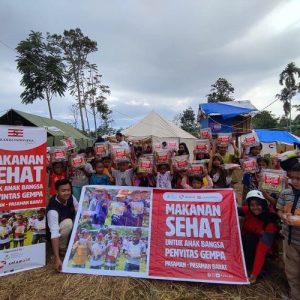 Bersama Samudera Indonesia Tim SalamAid lakukan aksi Psikososial dan Berbagi Makan Sehat