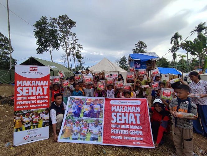 Bersama Samudera Indonesia Tim SalamAid lakukan aksi Psikososial dan Berbagi Makan Sehat