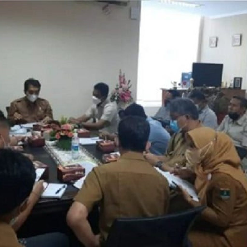 Gubernur Minta Pertamina Penuhi Kebutuhan BBM Subsidi Sumbar - salingka media