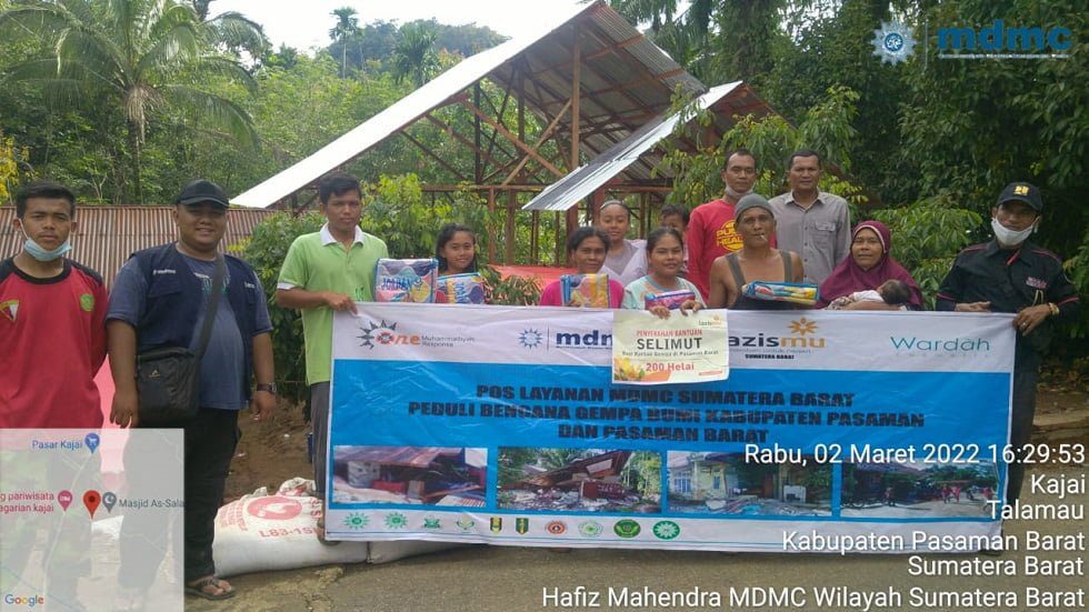 IPM Ikatan Pelajar Muhammadiyah Kota Padang ikut Membantu Korban Gempa di Pasaman Barat