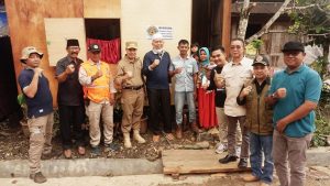 Kwarcab 0303 Gerakan Pramuka Sijunjung Bangun 8 Huntara Bagi Korban Gempa Pasbar