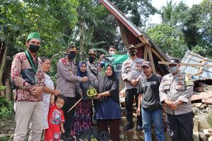 Polres Pasaman Barat Salurkan Bantuan Dari Kapolri Untuk Korban Gempa Bumi