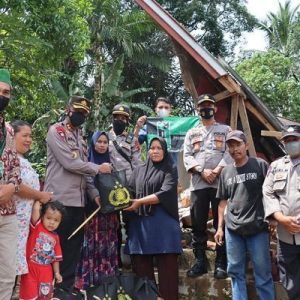 Polres Pasaman Barat Salurkan Bantuan Dari Kapolri Untuk Korban Gempa Bumi