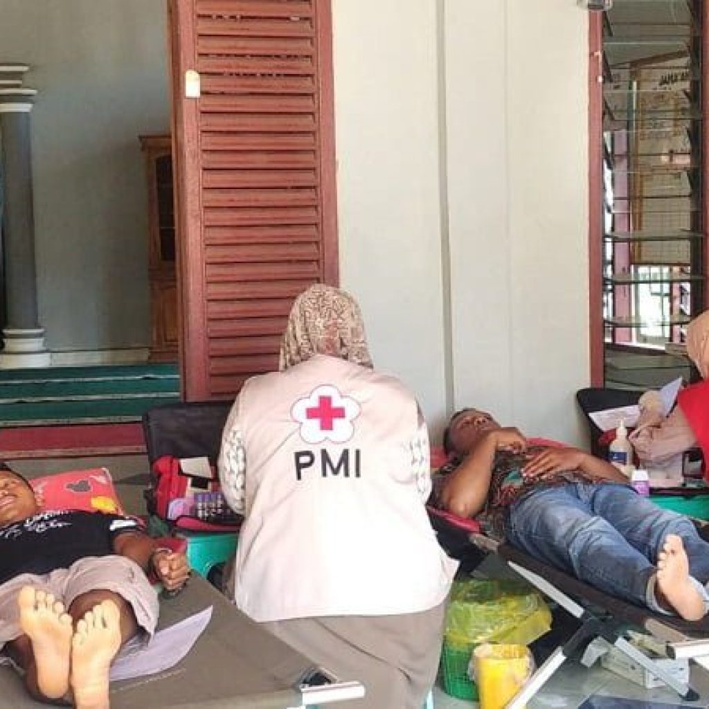UTD PMI Pasbar Galang Donor Darah di Koto Gadang Jaya Kinali, Pasaman Barat