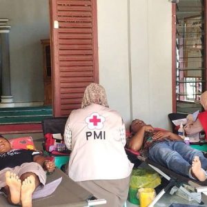 UTD PMI Pasbar Galang Donor Darah di Koto Gadang Jaya Kinali, Pasaman Barat