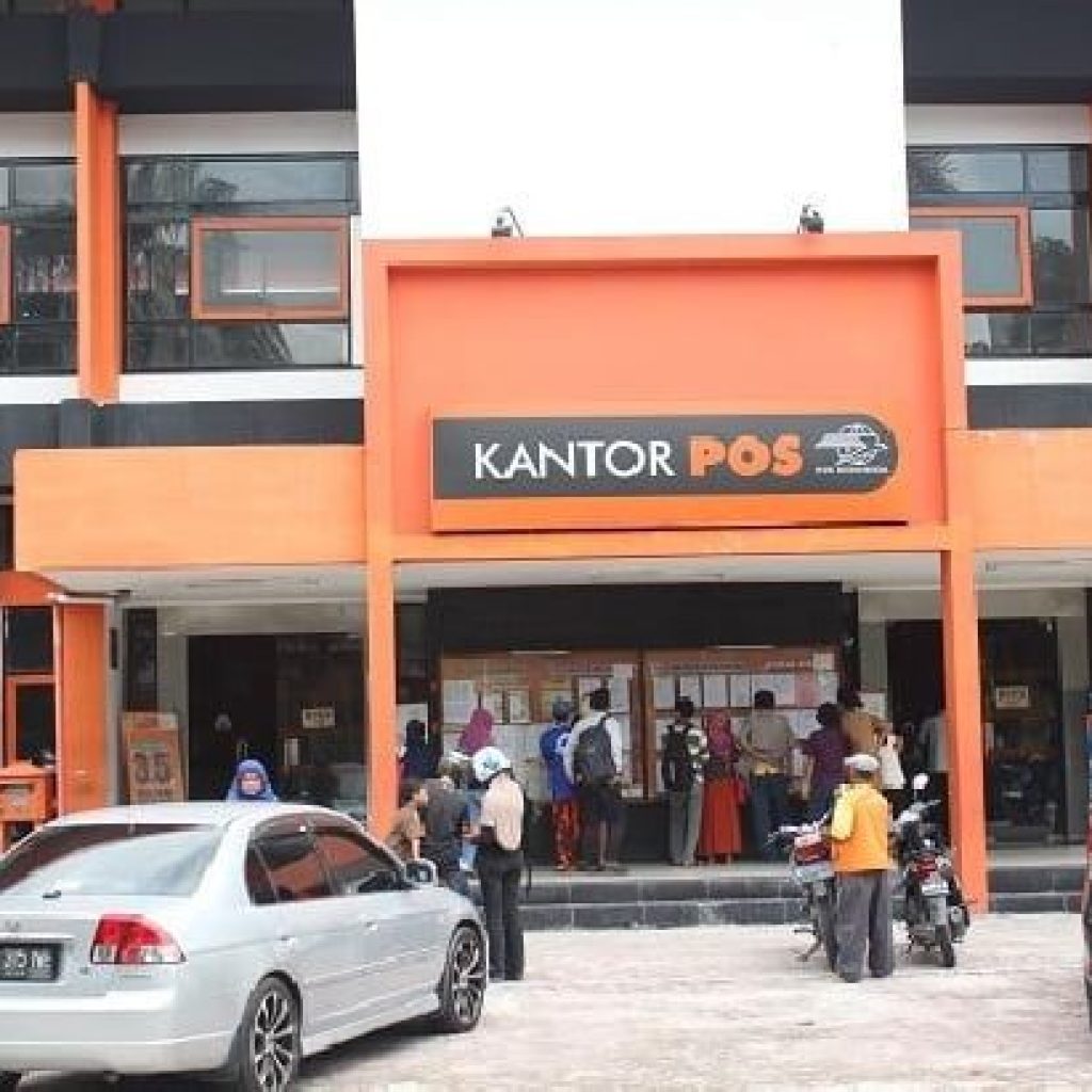 Mulai Besok, Kantor Pos Salurkan Bansos Sembako dan Minyak Goreng