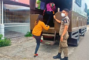 Pasangan Bukan Suami Istri di Kota Padang yang Diduga Mesum Diamankan Warga