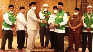 Pemda Pasbar Melalui Baznas Serahkan Zakat Konsumtif Kepada 4.034 Mustahik