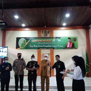Permudah Pelayanan Publik, Pengadilan Negeri Pasbar meluncurkan Aplikasi Sistem Notifikasi Para Pihak (SINOPHAK)