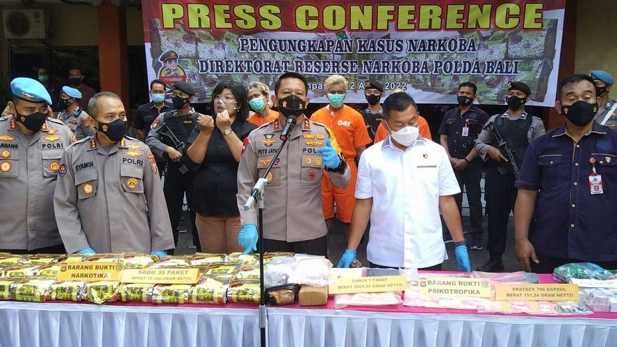 Polda Bali Ungkap Penyelundupan 39 Kg Narkoba Senilai Rp 56 M