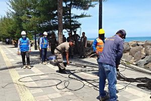 20 Titik Kontak Listrik Ilegal Kawasan Pantai Padang Dibongkar Tim Gabungan