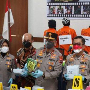 Sebanyak 41,4 Kilogram Sabu Dan 8 Tersangka Berhasil Di Ungkap Dalam Waktu Sepekan
