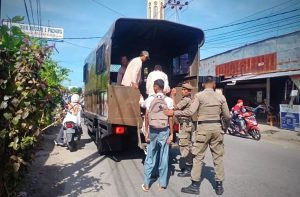 Puluhan Pelajar yang Keluyuran Diamankan Satpol PP Kota Padang