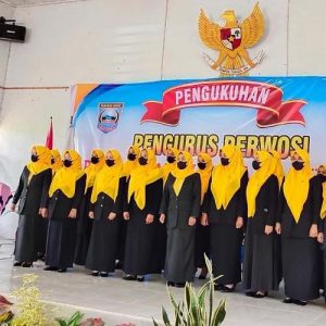 32 Pengurus Perwosi Pasbar Resmi Dikukuhkan, Ny. Fitri Risnawanto Ajak Memasyarakatkan Olahraga
