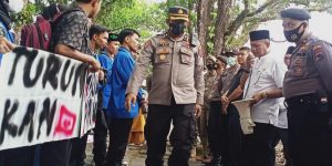 DPRD Pasbar Sambut Aliansi Mahasiswa Sampaikan Beberapa Tuntutan