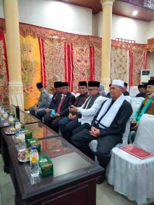 Bupati Pasbar Hamsuardi Hadiri Rapat Paripurna Peringatan HUT Kota Pariaman Ke-20