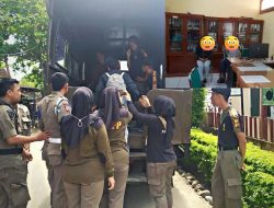 Hendak Mencari Pelanggan melalui Aplikasi, Dua Perempuan yang Membawa Anak mereka Masih Balita Berhasil Diamankan Satpol PP Padang