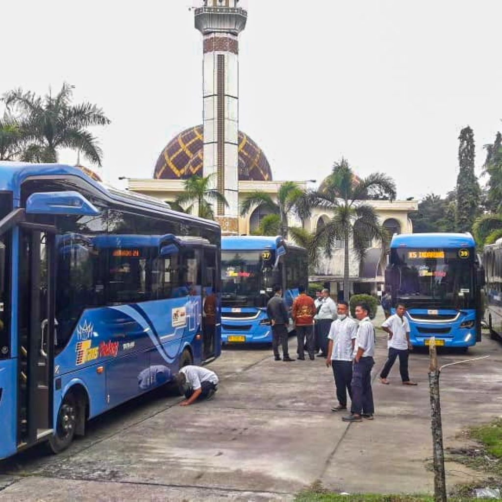 Saat Ultah Padang ke-353, Gratis Naik Trans Padang