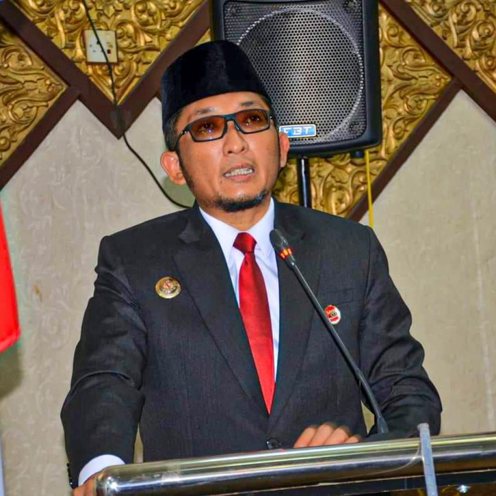 Warga Padang Diimbau Kibarkan Bendera Merah Putih Mulai Tanggal 1 Agustus hingga 31 Agustus 2022