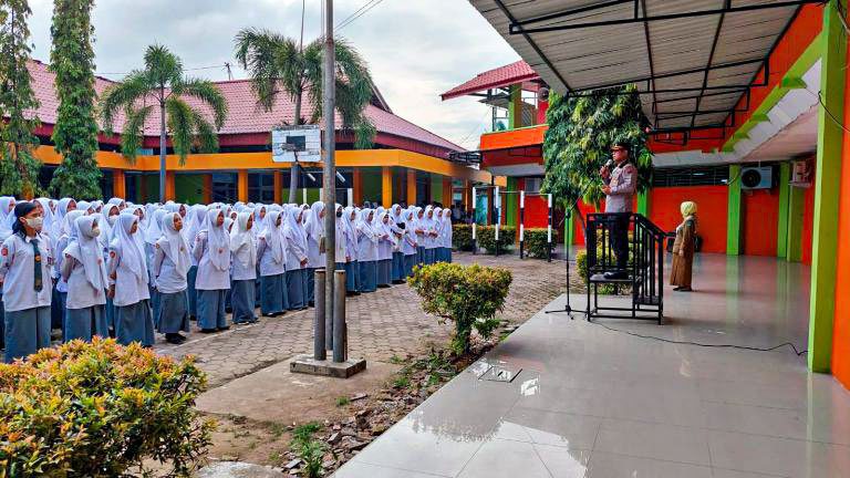 Cegah Kenakalan Remaja, Ini Imbauan Kapolsek Padang Timur di SMKN 2 Padang