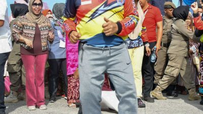 Di Rakernas Apeksi XV, Wali Kota Gorontalo Menari di Atas Pecahan Beling